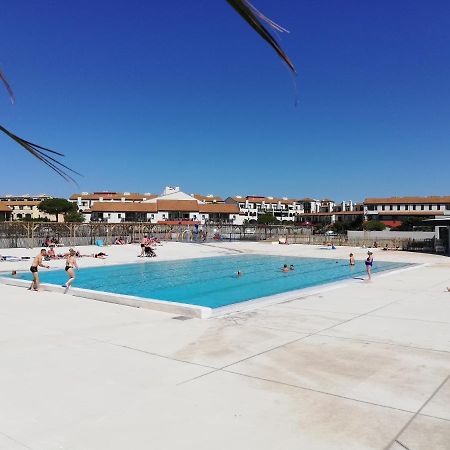 Appartement Tout Confort A Cap Coudalere Avec Vue Magnifique Sur Le Canigou Au Bord Du Lac - Check In Automatise - Parking Gratuit - Aire De Jeux D'Enfants - Le Barcarès Exterior foto